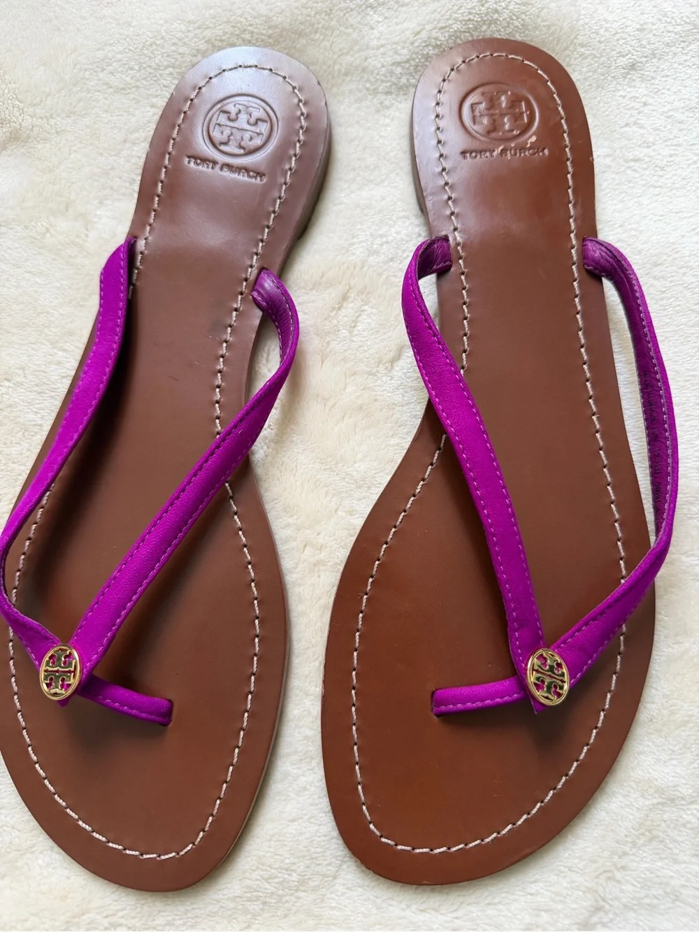 Tory Burch Magenta Leather Flip Flop Sandals with Gold Logo